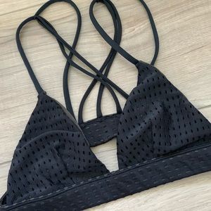 ACACIA AWAPUHI MESH TOP IN BLACK